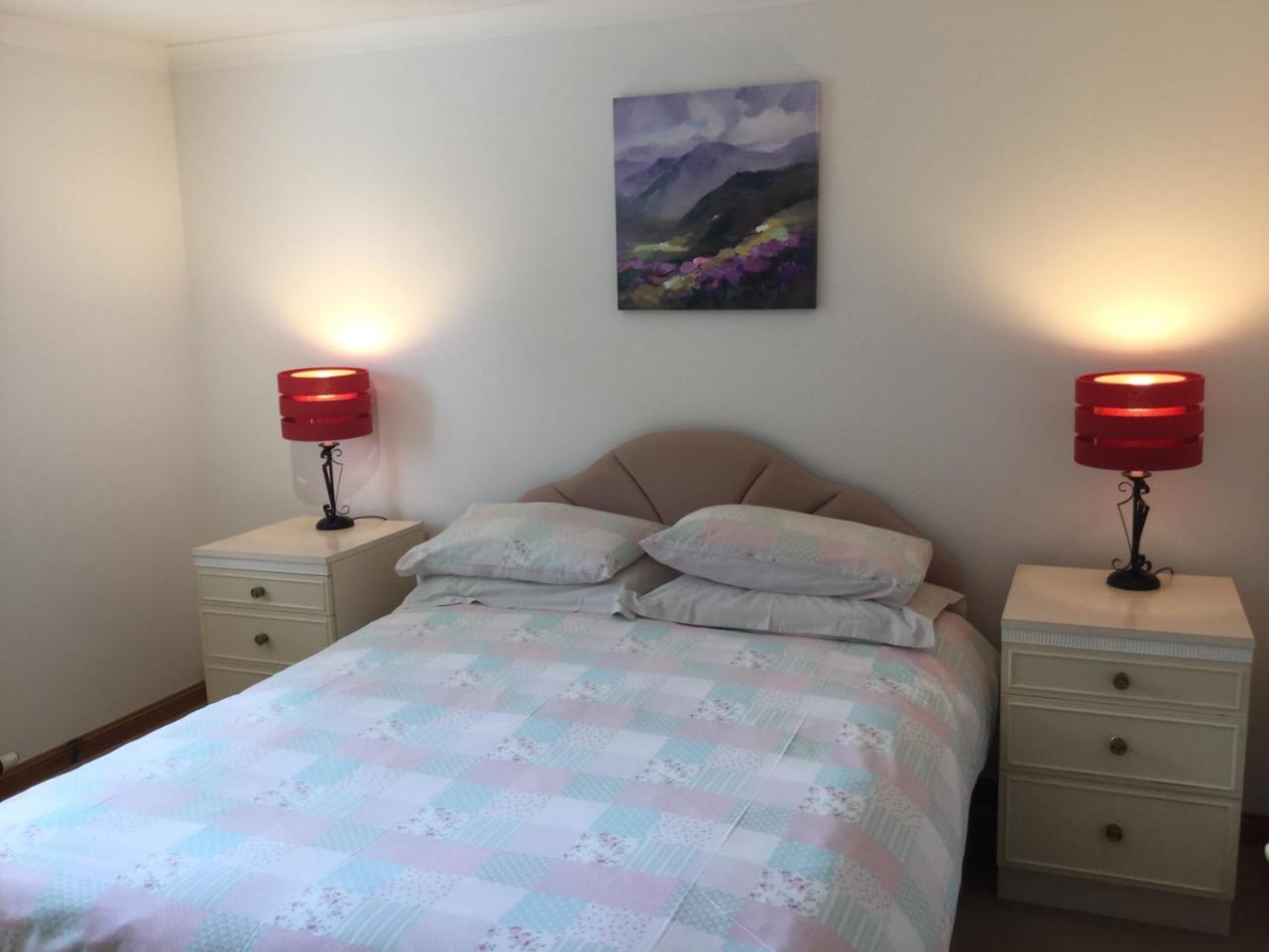 Two-Bedroom Apartment - Golf View Free Parking Inverness Exterior photo